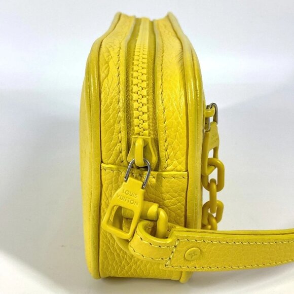 LOUIS VUITTON M53554 MonogramEmpreinte Pochette Volga Chain Clutch bag - Picture 4 of 15